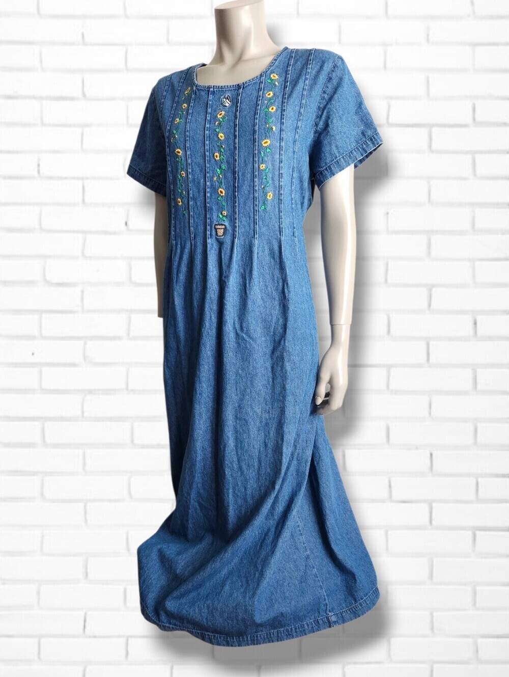Vintage Bobbie Brooks Embroidered Denim Short Sleeve Maxi Dress Size L